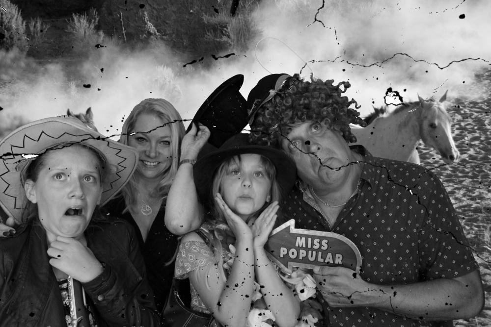 Gary & Julie's Wedding | View more photos from the event at gallery.myphotoboothexperience.co.uk/u/MyPhotoBoothExperienceLtd/Gary-Julies-Wedding